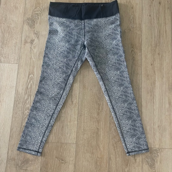 Calia Carrie Underwood Textured Leggings - Picture 1 of 2